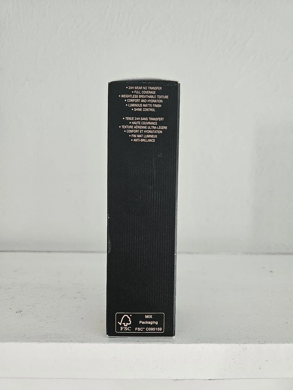 New In Box- Gucci Éternité De Beauté 24H Luminous Matte Breathable Foundation